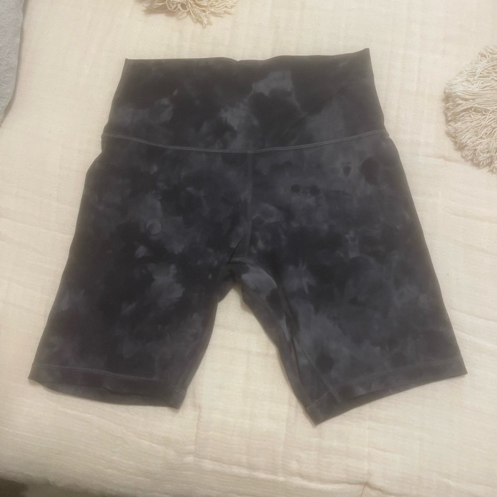 Lululemon align shorts 8”